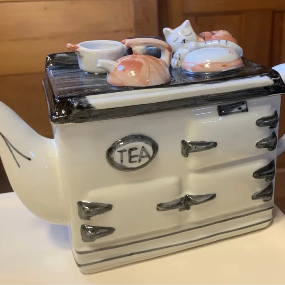 Vintage Teapot shaped like a Stove with a Sleeping Cat & Kettles/Pot On Top.